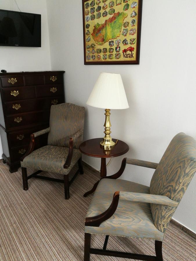Opera Loft Rooms And Apartments Будапеща Екстериор снимка