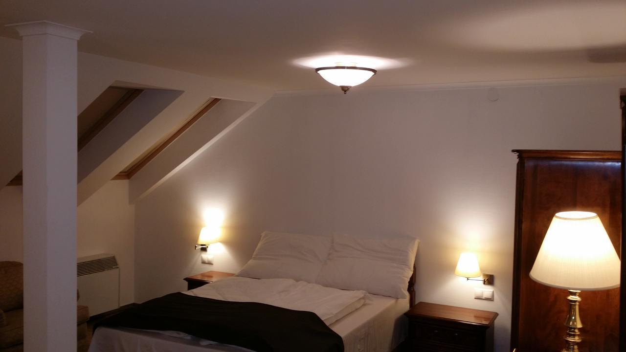 Opera Loft Rooms And Apartments Будапеща Екстериор снимка
