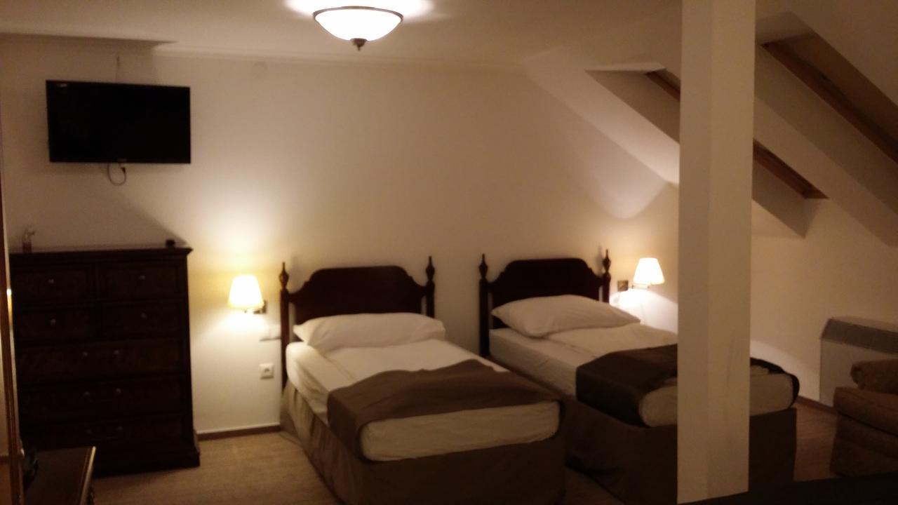 Opera Loft Rooms And Apartments Будапеща Екстериор снимка