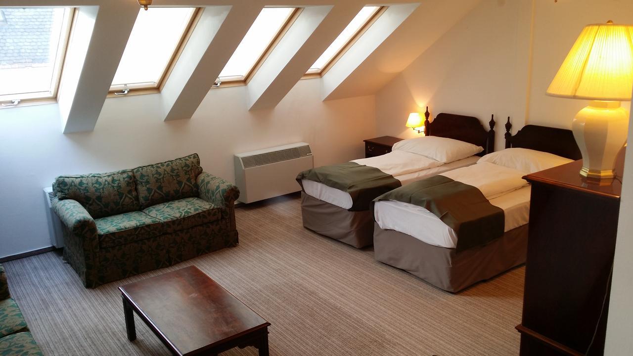 Opera Loft Rooms And Apartments Будапеща Екстериор снимка
