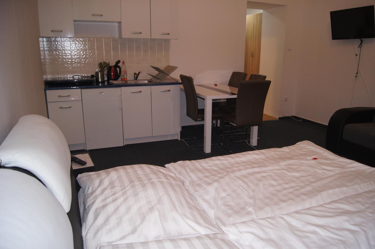 Opera Loft Rooms And Apartments Будапеща Екстериор снимка