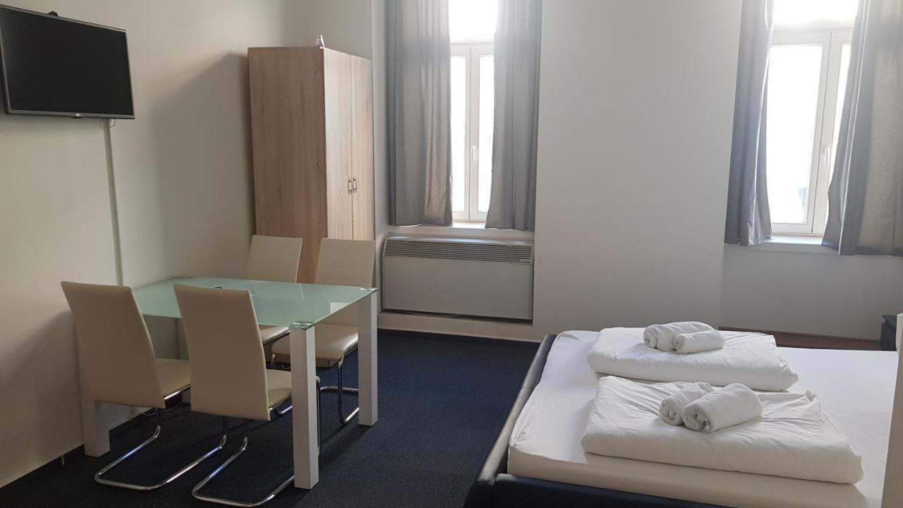 Opera Loft Rooms And Apartments Будапеща Екстериор снимка
